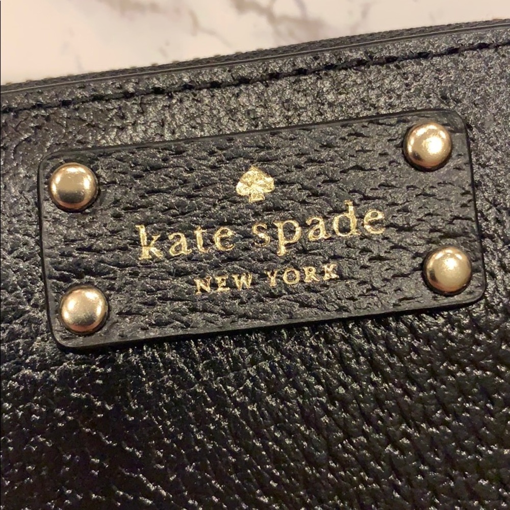 Kate Spade Wallet - Picture 2 of 6